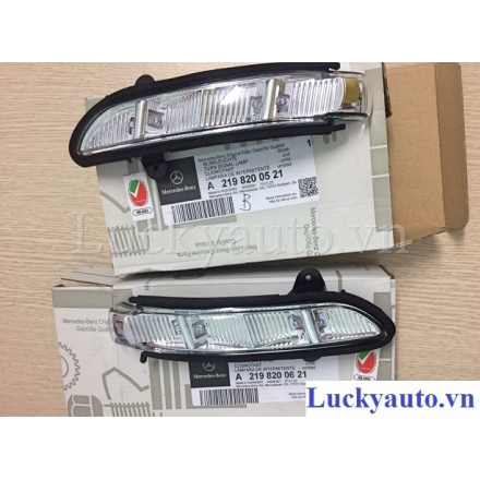Đèn xi nhan gương phải xe Mercedes S500/ S550 đời 2009_ 219 820 06 21_ 2198200621